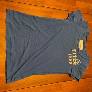 Abercrombie & Fitch blue small T-shirt